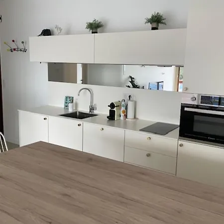 Appartamento With Terrace In Colline *